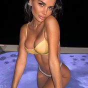 Sveta Bangkok escort
