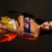 Martina Nassau escort