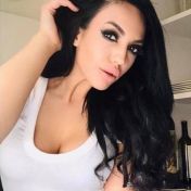 Mina Berkshire escort