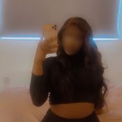 Courtney Surrey escort