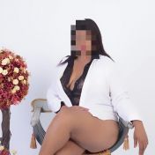 Taynao Almada escort