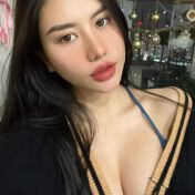 Jennifer Dubai escort