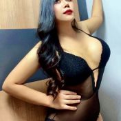 Sandy İstanbul escort