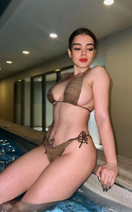 Esther Abu Dhabi escort