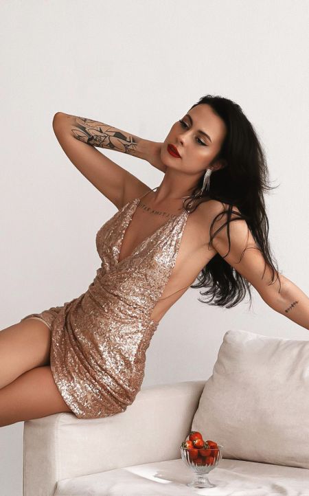 Aurora Abu Dhabi escort