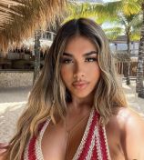 Maria Dubai escort