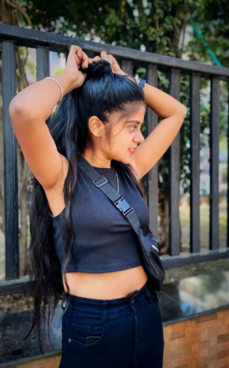 Nisha Mumbai escort