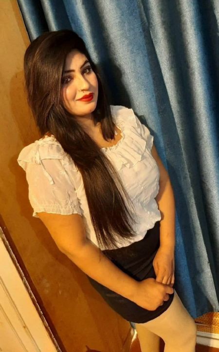 Nikita Bansal Singapore escort