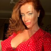 Curvy MILF Lyudmila Dubai escort