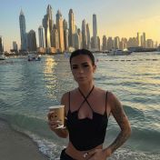 Elli London escort