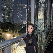 Karen London escort