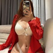 Amelia Dubai escort