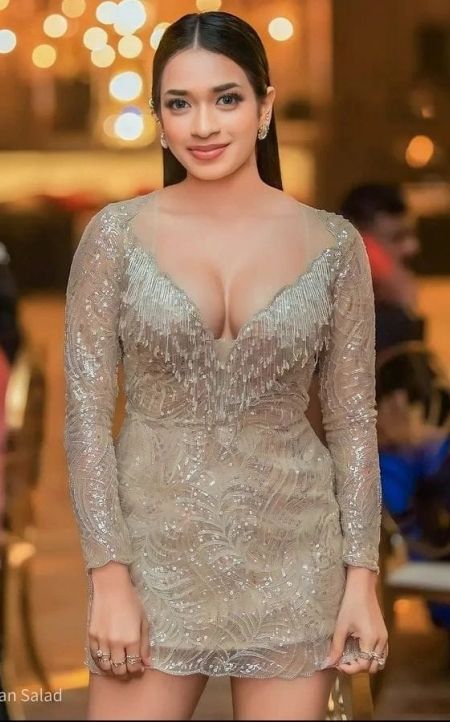 Khadija Khan Singapore escort