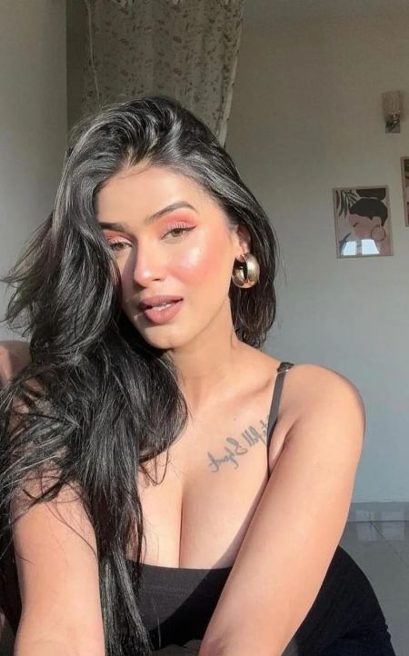 Faiza Khan Singapore escort