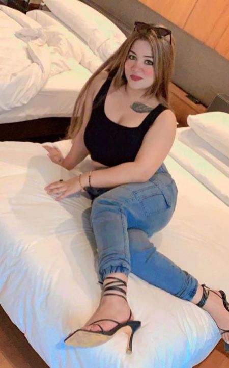 Iqra Khan Singapore escort
