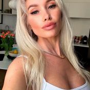 Marianna Paris escort