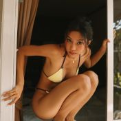 Cheryl Dubai escort