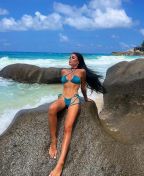 Elli Dubai escort