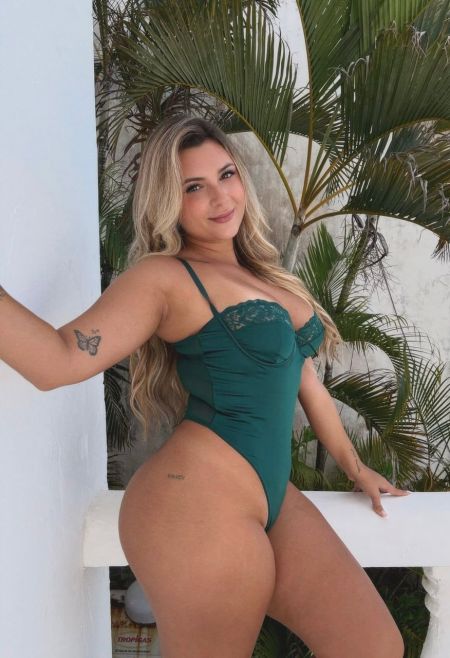 Sandra Zagreb escort