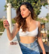 Karachi Girls Sindh escort