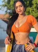 Pooja Sindh escort
