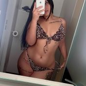 April Paris escort