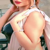 Roselyn Oberoi Hyderabad escort