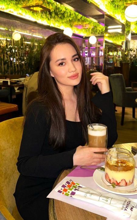 Suman Sindh escort