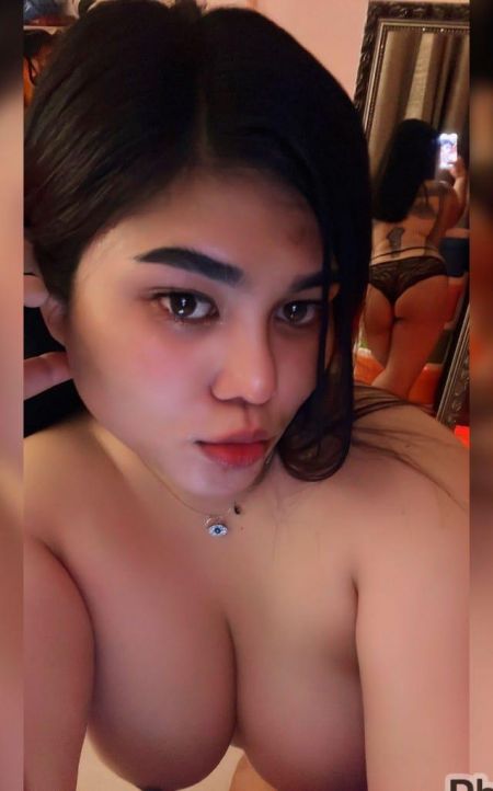 Lucy Manama escort