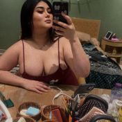 Lucy Manama escort