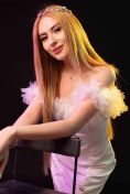 Elli Dubai escort