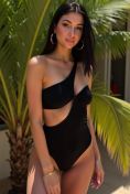 Lola Dubai escort