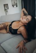 Maryam Dubai escort