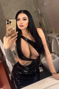 Carol Dubai escort