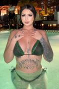 Carol Dubai escort