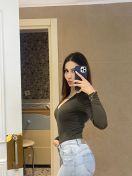 Alla Dubai escort