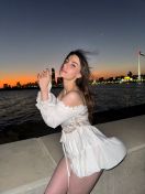 Alla Dubai escort
