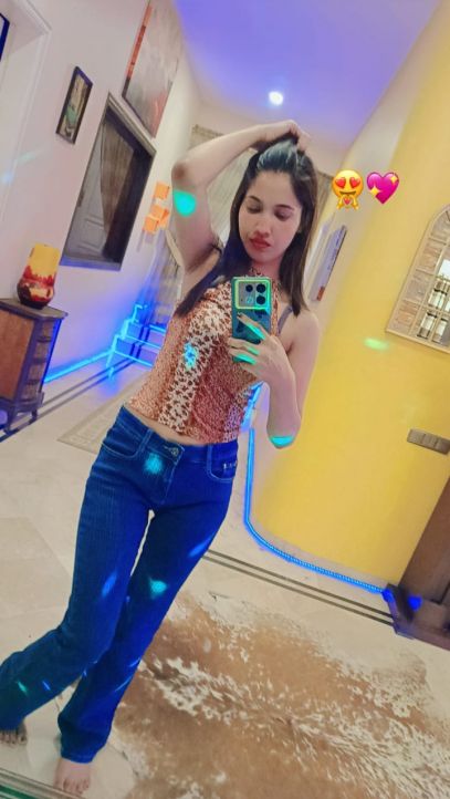 Naima Sindh escort
