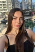 Amber Dubai escort