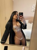 Mia Dubai escort