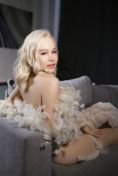 Lilou Dubai escort