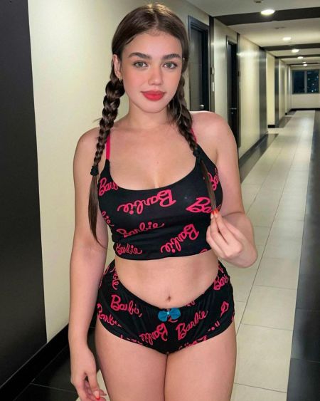 Tasha Manama escort
