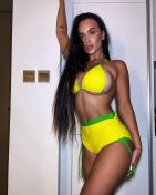 Monro Dubai escort