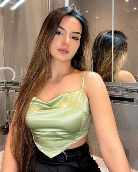 Monika Singapore escort