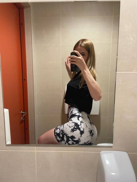 Emmie Berlin escort