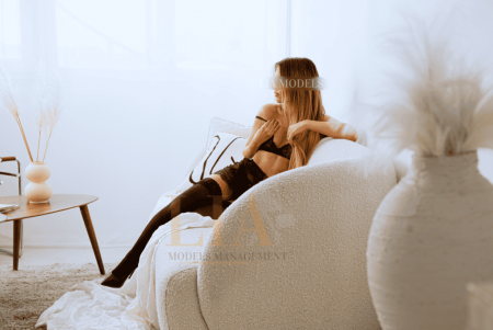 Stella Hamburg escort