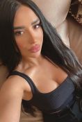 Maya Paris escort