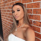 Flora Bangkok escort