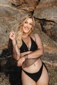 Oksana Dubai escort