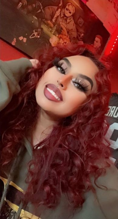 Flores Bangkok escort